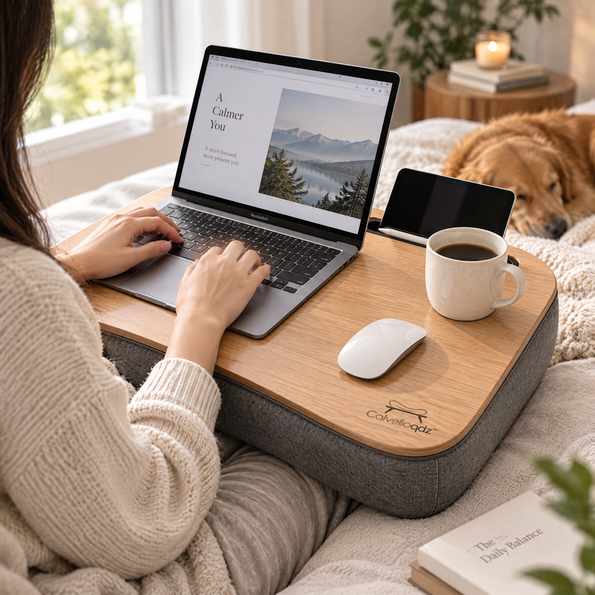 Calvelloqdz™ Lap Desk with Cushion Base - Image 3